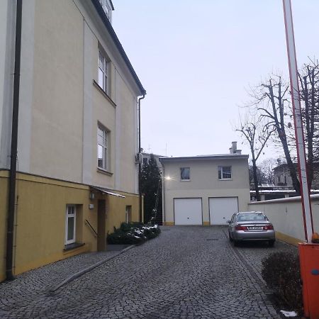 Studia Pasieka Opole Luaran gambar