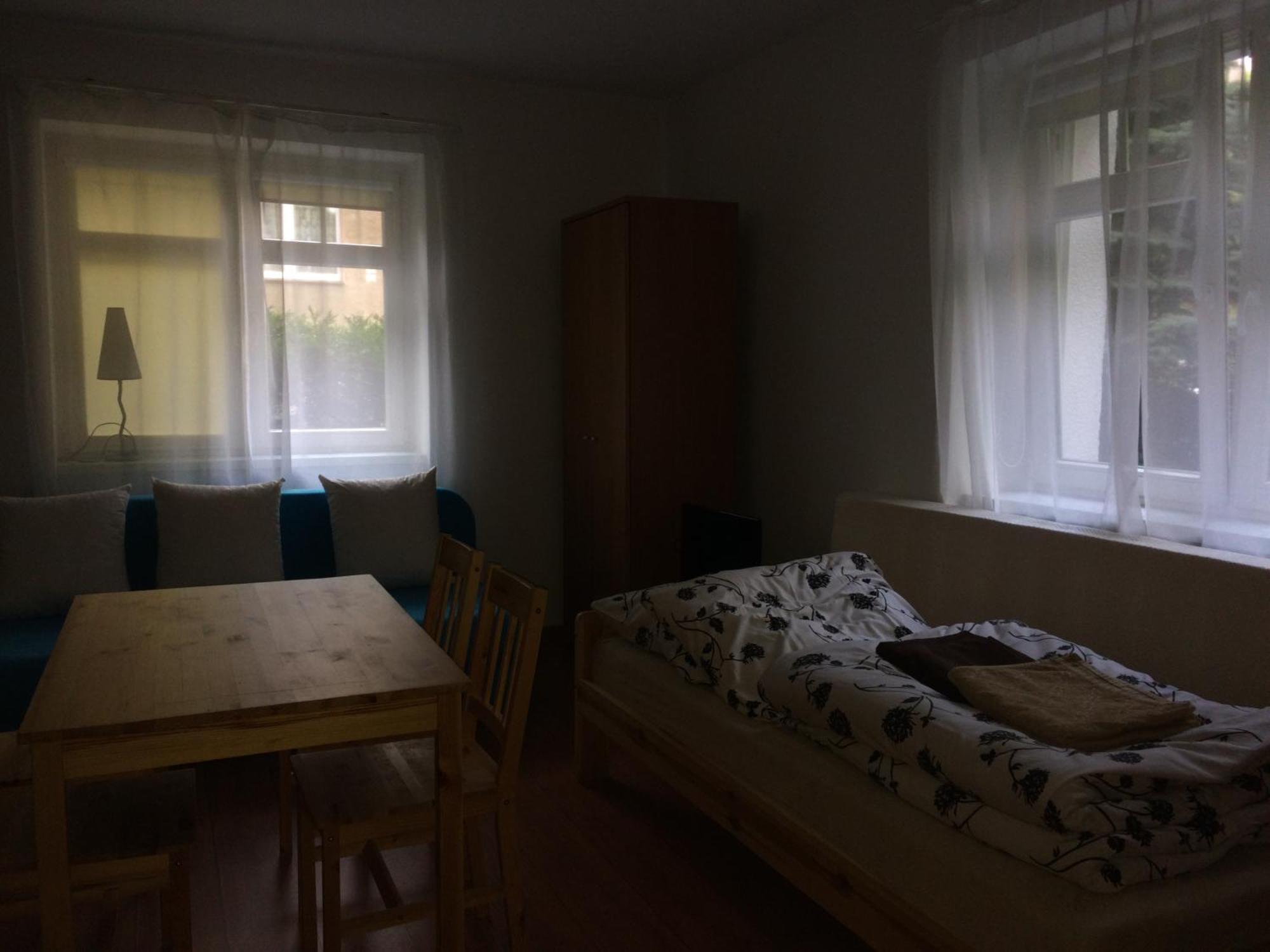 Studia Pasieka Opole Luaran gambar